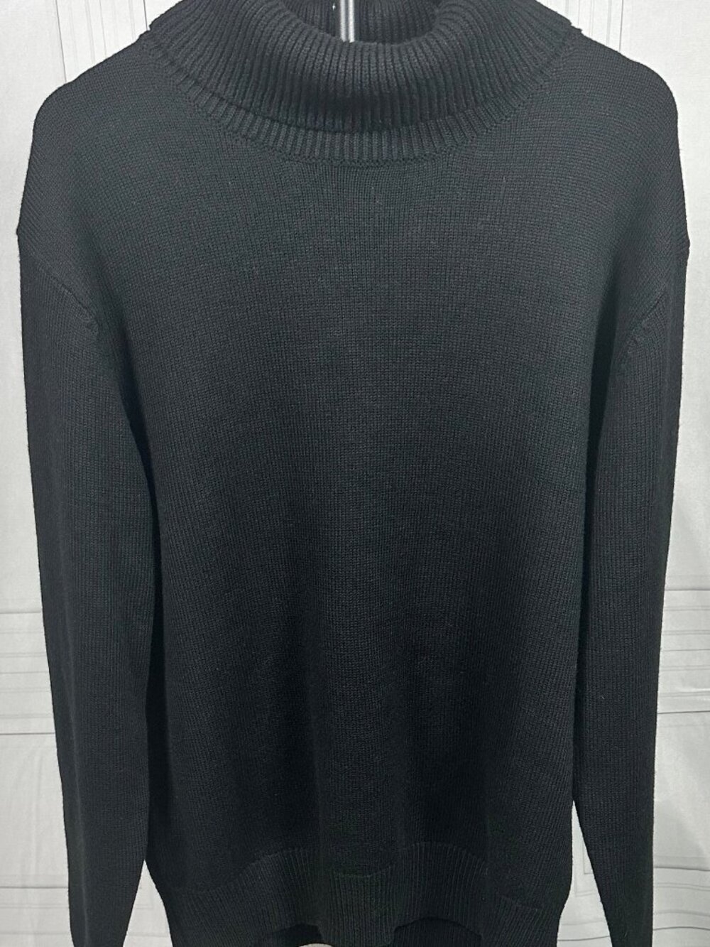 KALLSPIN XL Black Merino Wool Blend Turtleneck Sweater